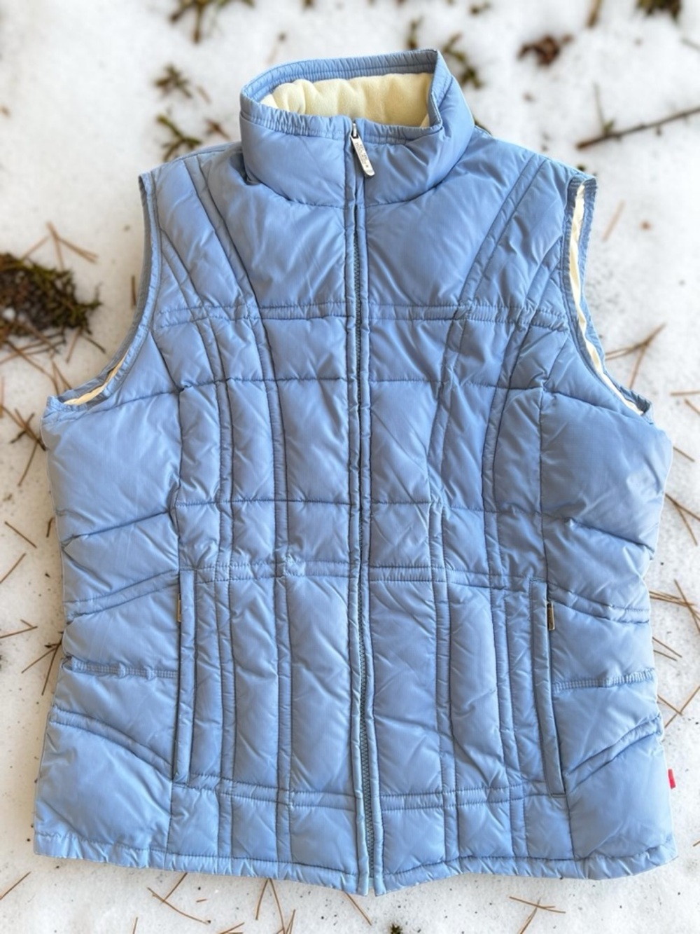 NEW Woolrich Puffer Zip Vest Women’s Ice Blue Fleece Lining Inside Pockets Sz L